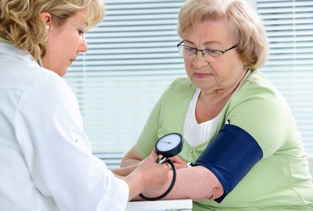 tekanan darah seorang wanita diukur